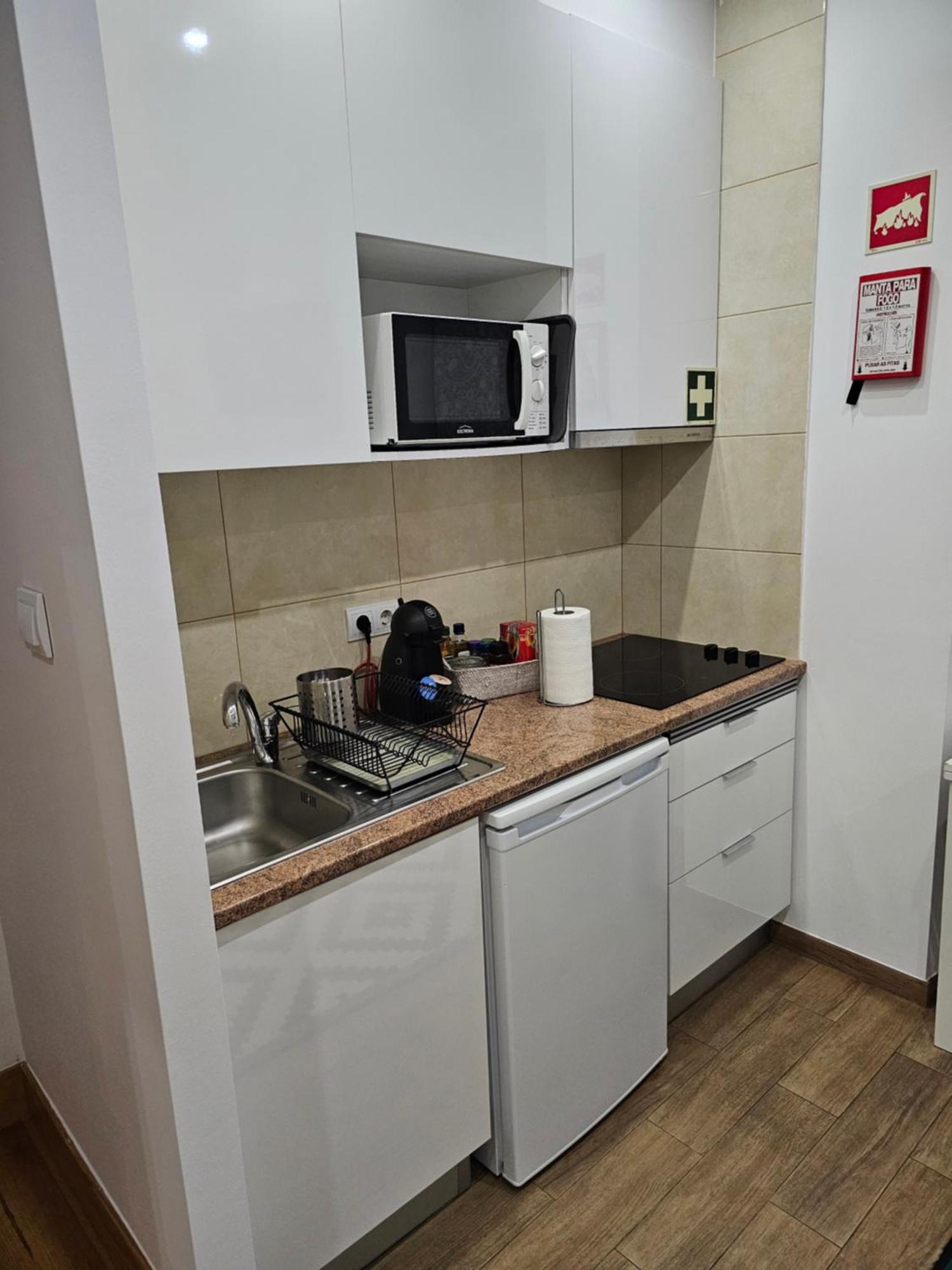 Vila Queiros, 6 Lissabon Kamer foto